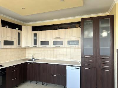 квартира за адресою Антіна Манастирського вул. (), 2