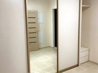 квартира за адресою В'ячеслава Чорновола вул., 15