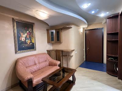 квартира по адресу Василия Тютюнника ул. (Анрі Барбюса), 56