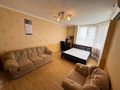 квартира за адресою Миколи Бажана просп., 12