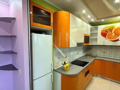 квартира за адресою Феодосійський пров., 14
