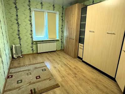 квартира за адресою Михайла Максимовича вул. (Онуфрія Трутенка), 7