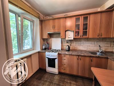 квартира за адресою 600-річчя вул., 68