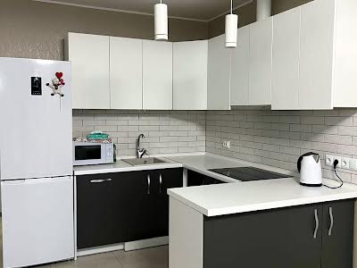 квартира за адресою Драгоманова вул., 38-А