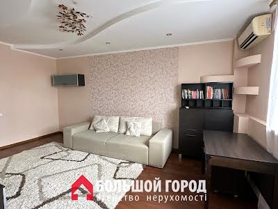 квартира за адресою 12 Квітня, 76