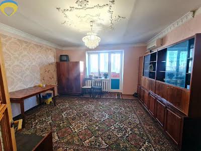 квартира за адресою Ільфа та Петрова вул., 57