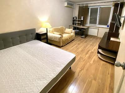 квартира по адресу Оболонский просп., 9
