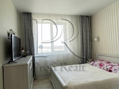 квартира за адресою Боголюбова вул., 37