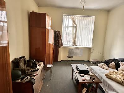 квартира за адресою Метлинського, 10