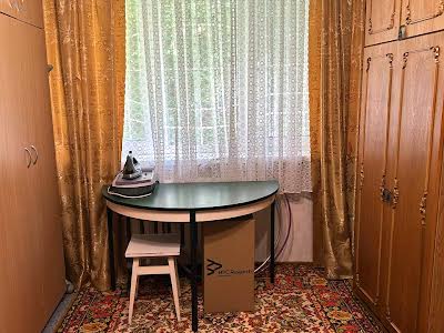 квартира за адресою Космонавтів просп., 17