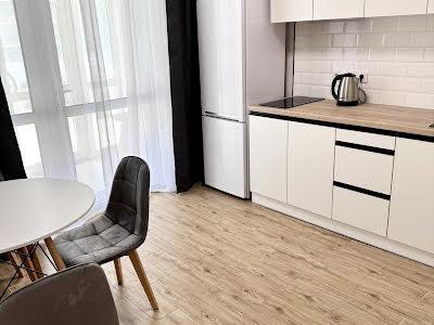 квартира за адресою Берковецька вул., 6