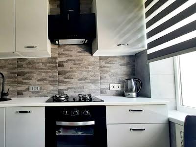квартира за адресою житловий масив Тополя-3 вул., 49