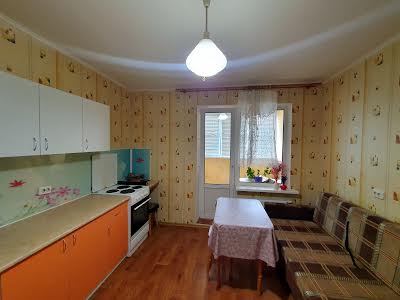 квартира за адресою Здолбунівська вул., 13