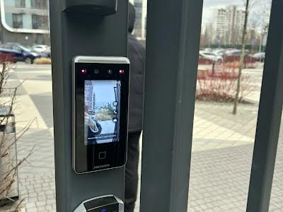 квартира по адресу Братьев Шеметов ул., 9