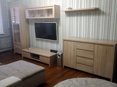 квартира за адресою Квітневий пров., 10