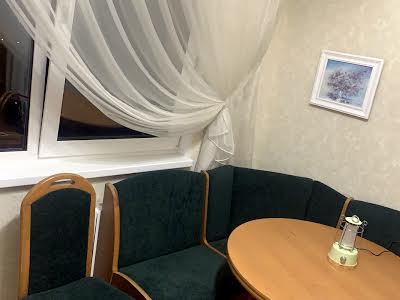 квартира по адресу Червоной Калины просп. (Владимира Маяковского), 8-Б