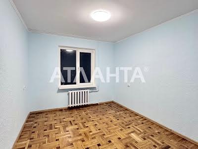 квартира за адресою Ільфа та Петрова вул., 27