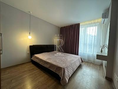 квартира за адресою вул. Святослава Хороброго, 11б