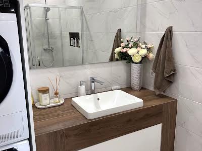 квартира за адресою Корольова вул., 6