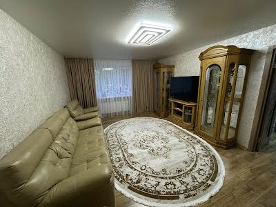 квартира за адресою В'ячеслава Чорновола вул., 2б
