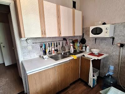 квартира за адресою Ревуцького вул., 11В