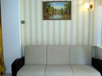 квартира за адресою Віри Холодної пл., 1