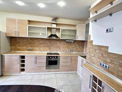 квартира по адресу Миколы Бажана просп., 16