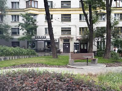 квартира за адресою Миколи Міхновського бульв. (Дружби Народів), 32