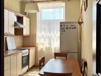 квартира за адресою Софіївська вул., 4