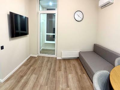 квартира за адресою Салютна вул., 2к7