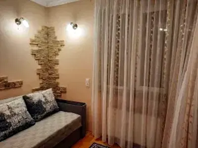 квартира за адресою Зубрівська вул., 10