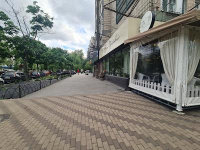квартира за адресою Русанівський бульв., 4