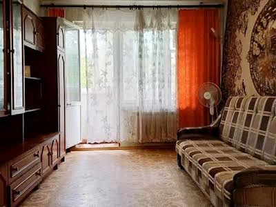 квартира за адресою Кримська вул., 37