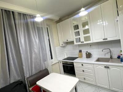 квартира по адресу Генуэзская ул., 3б