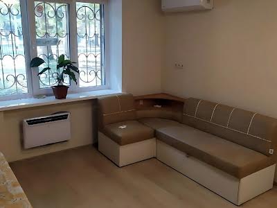 квартира за адресою Одеса, Французький бульв., 33а