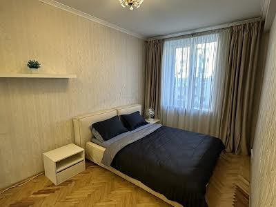 квартира за адресою Велика Васильківська вул. (Червоноармійська), 132