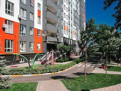 квартира за адресою Миколи Сингаївського вул. (Ново-Оскольська), 2ж