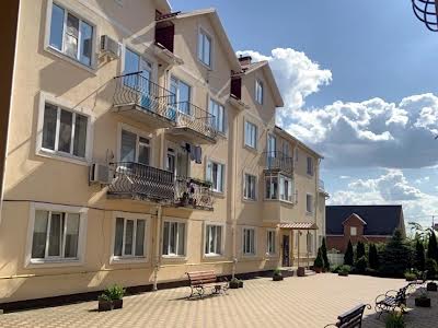квартира за адресою Богдана Хмельницького вул., 10
