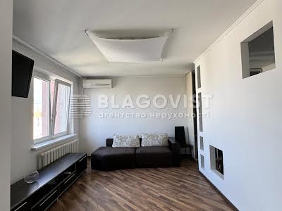 квартира за адресою Феодосійський пров., 14