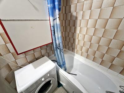 квартира по адресу Генерала Петрова ул., 27