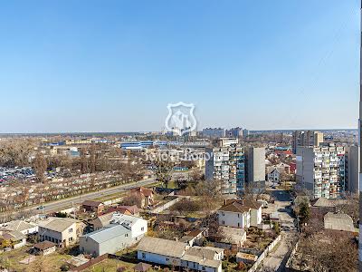 квартира за адресою Азербайджанська вул. (Бакинських Комісарів), 16/1