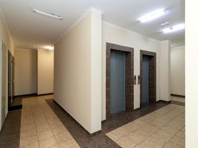 квартира за адресою Олени Пчілки вул., 8