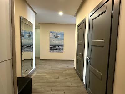 квартира по адресу Раисы Окипной ул., 18
