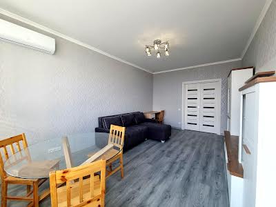 квартира за адресою Краківська вул., 27