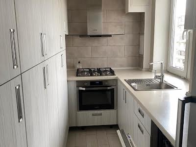 квартира по адресу Амвросия Бучмы бульв., 4