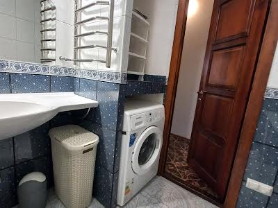 квартира за адресою Драгоманова вул., 1-Л