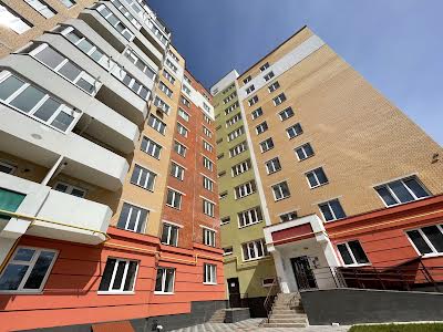 квартира за адресою Тролейбусна вул., 4д