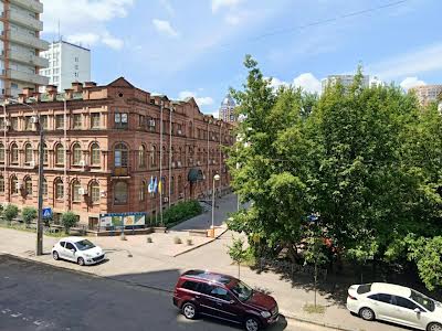 квартира за адресою Євгена Гуцала пров. (Кутузова), 1/3