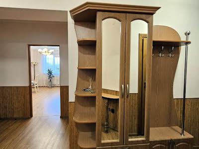 квартира по адресу Петлюри, 63