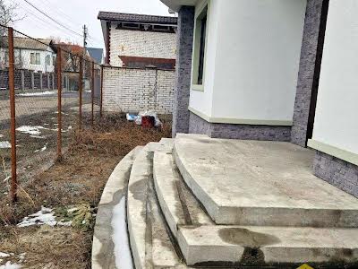 будинок за адресою вул. Садова 202, 8